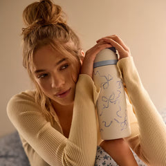 32oz Exclusive Bow FreeSip Insulated Stainless Steel Water Bottle for Sports and Travel, BPA-Free