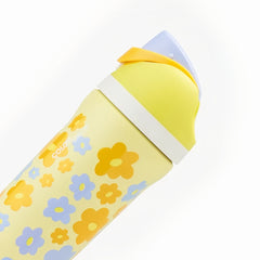 32oz Limited Edition Darling Daisy FreeSip Insulated Stainless Steel Water Bottle for Sports and Travel, BPA-Free